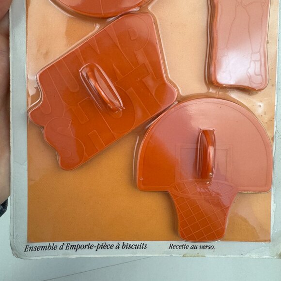 Vtg 1996 Sealed Wilton Basketball Plastic Cookie Cutter Set Decor Prop Orange - Picture 17 of 17